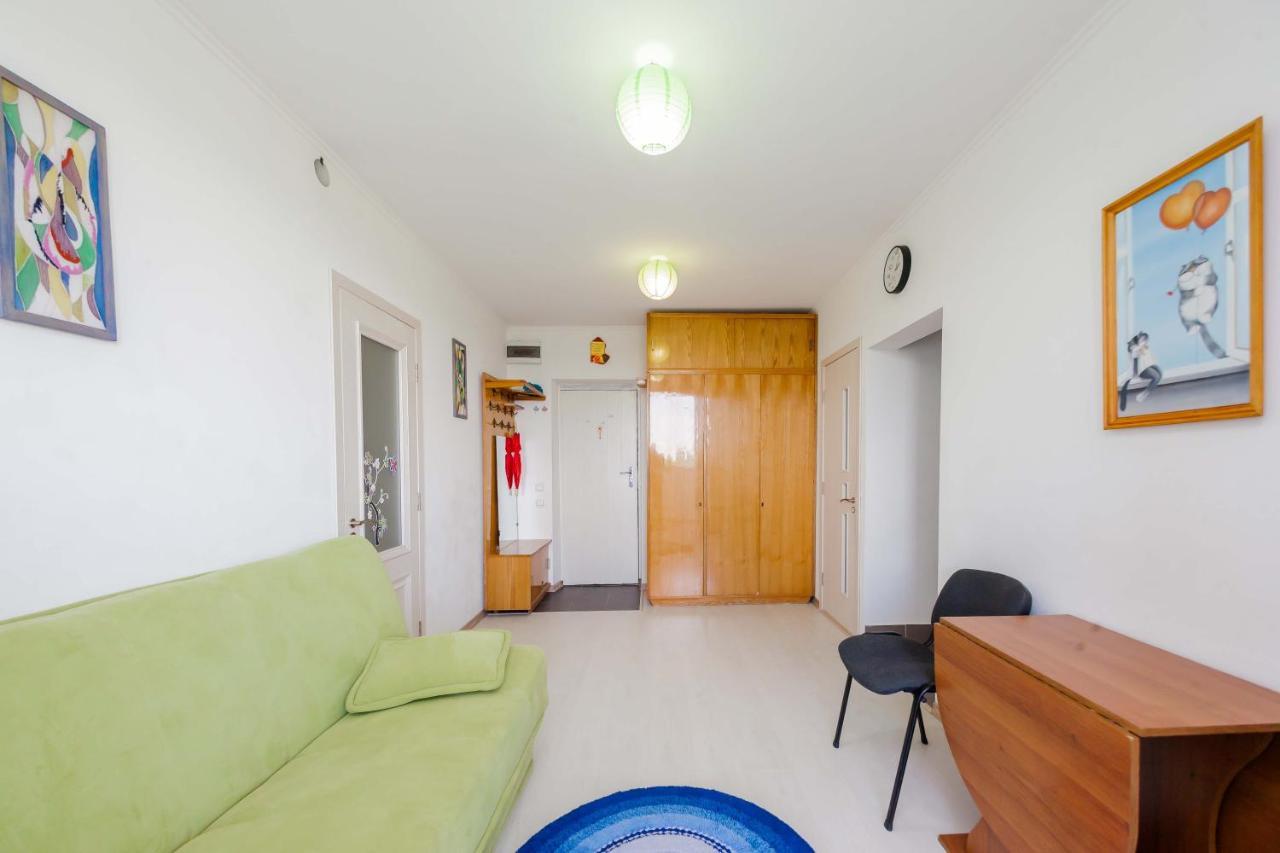 Ferienwohnung Fantastic View On Chisinau Center - Super Fast Wifi - Two Botanical Gardens - 2Br Exterior foto